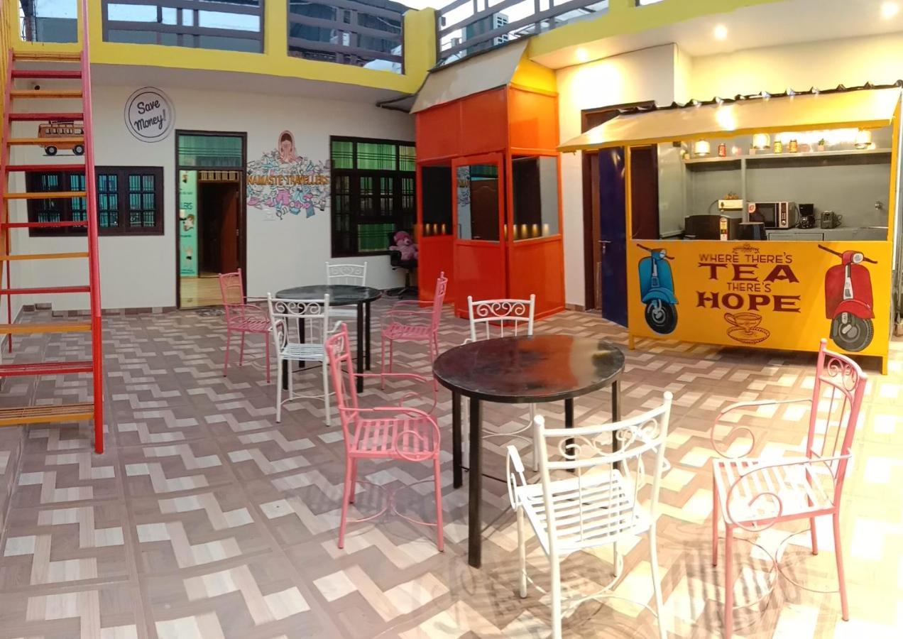 Hashtag Traveler'S Lucknow Exterior foto